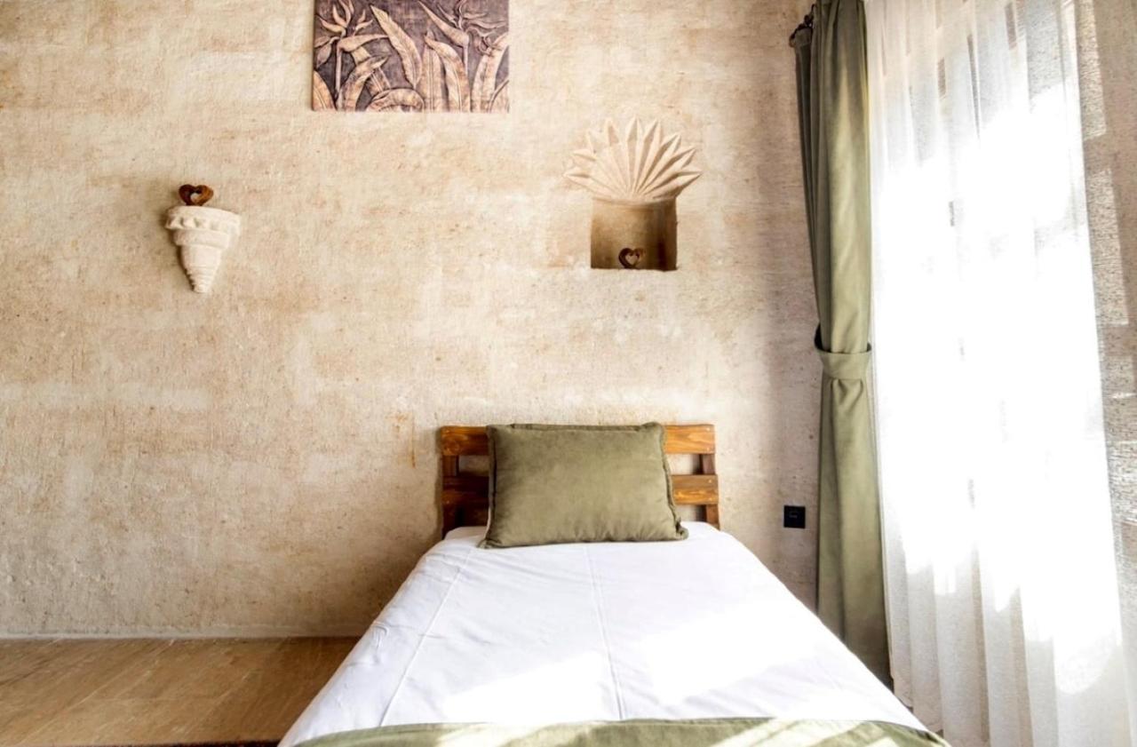 Uzay Cave Suite Hotel أوروغوبْ المظهر الخارجي الصورة