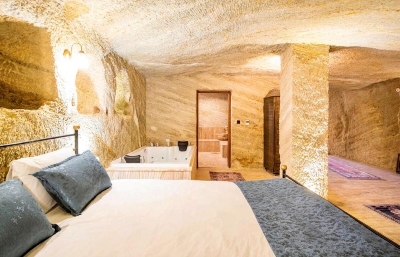 Uzay Cave Suite Hotel أوروغوبْ المظهر الخارجي الصورة